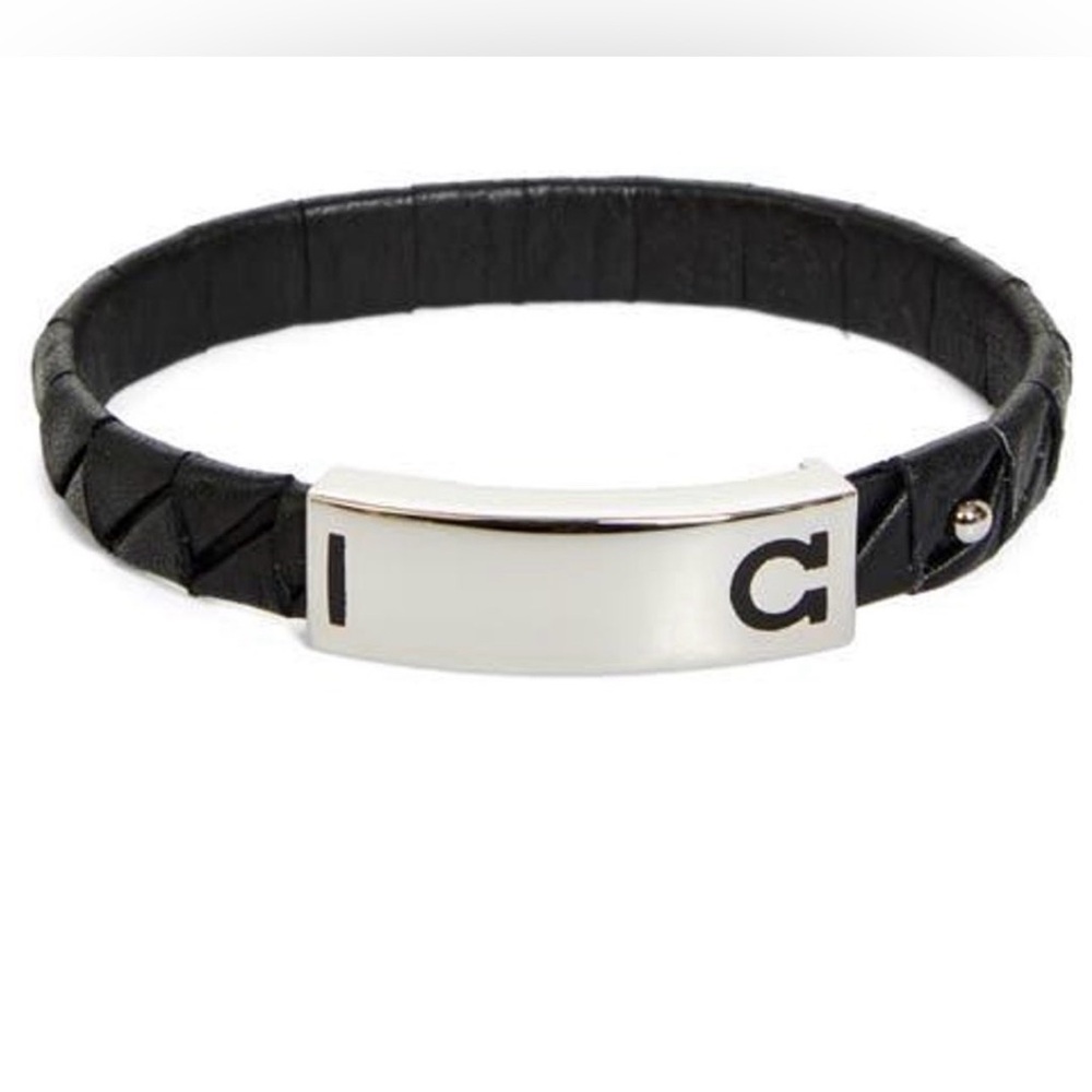 Salvatore Ferragamo navy blue Leather Bracelet with Silver Plate size 19 new